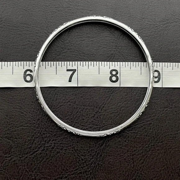Silpada etched sterling silver retired Willow bangle bracelet B2428